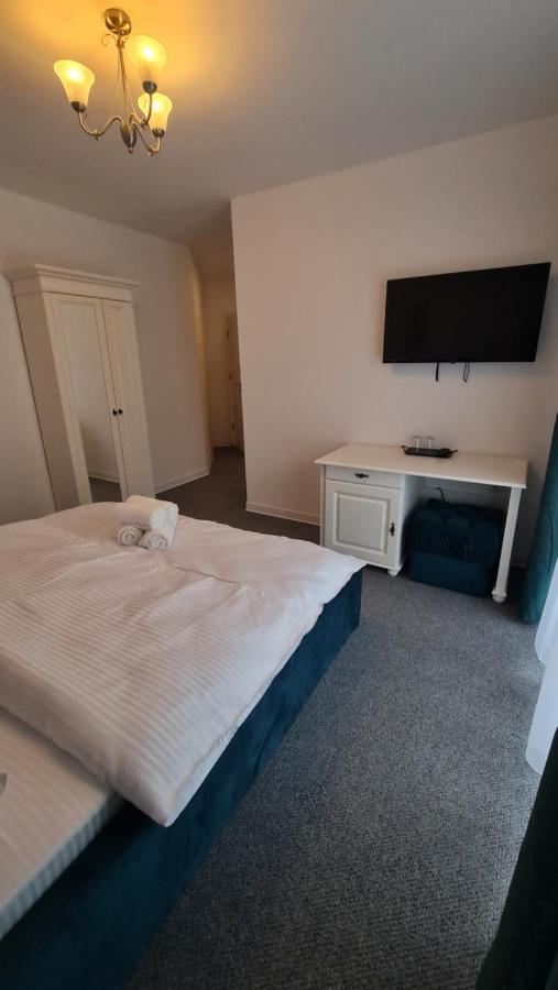 Casa Anne Hotel Baile Herculane Bagian luar foto