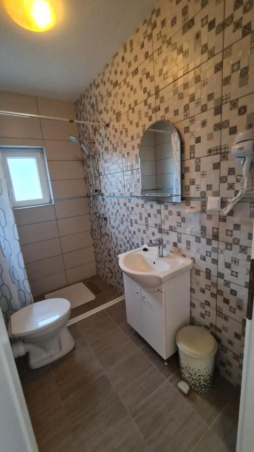 Casa Anne Hotel Baile Herculane Bagian luar foto