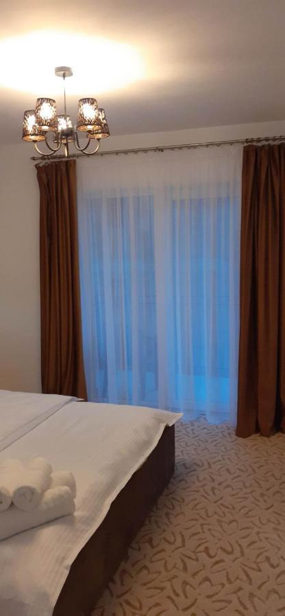 Casa Anne Hotel Baile Herculane Bagian luar foto