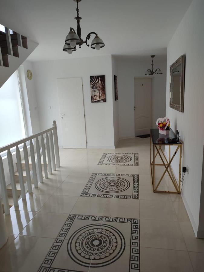Casa Anne Hotel Baile Herculane Bagian luar foto