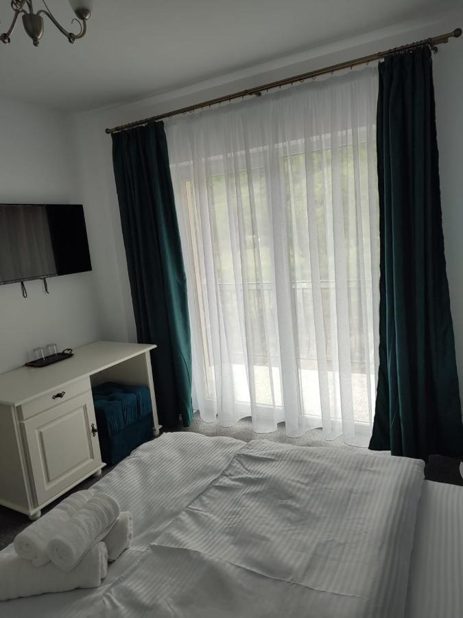 Casa Anne Hotel Baile Herculane Bagian luar foto